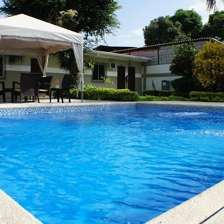 Urdesa Suites Hotel Guayaquil Exterior foto