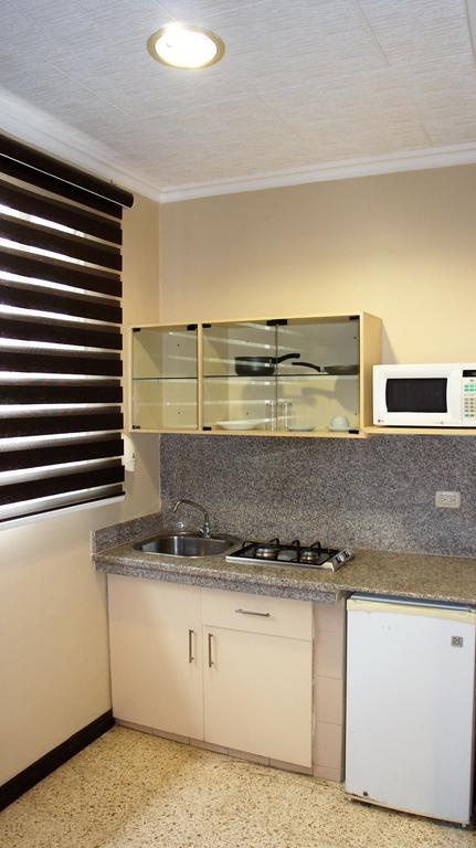 Urdesa Suites Hotel Guayaquil Exterior foto